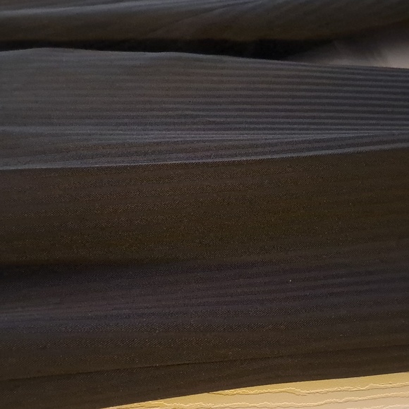 Isabella Suits Business Black Pin Stripe Suit Women's Size 10 - Picture 10 of 15